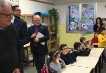 Tre lim alla scuola di Collodi