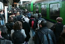 Trenitalia sotto accusa. “Disagi sulla tratta Pistoia-Lucca”
