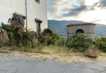 Convento di Colleviti. Nessun progetto, solo erbacce e rifiuti. Le foto