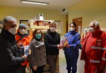 La Cestistica dona 100 panettoni dell’Emporio della Solidarietà