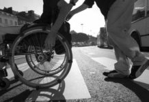 Invalidi. Scoperti tagliandi falsificati. Le proteste