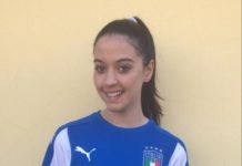 Quindicenne pesciatina in maglia azzurra…del pallone