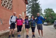 Romina, Marialuisa, Roberta, Marco e Andrea, gli Dei. 130 chilometri sulla via degli Etruschi