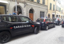 Battibecco tra anziana e giovane extracomunitario. Blitz dei Carabinieri nel condominio