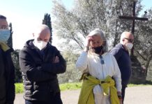“L’individuo è transeunte”, il territorio vive in eterno. Via della Fiaba, nuova segnaletica