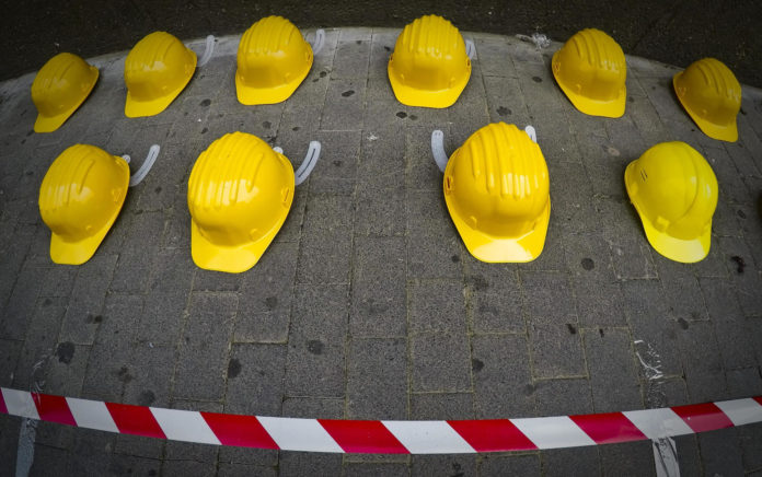 Lavoro: sindacati edili, rafforzare controlli sicurezza