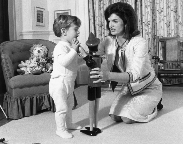 kennedy pinocchio