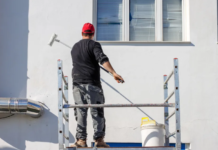 Tinteggiatura facciate. Non serve il parere della Commissione Paesaggio