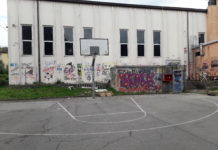 Campetto da basket, degrado ed incuria. L’amarezza. Le foto