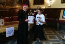 Poster per la Pace, vincono Chiara, Angelica, Silvia, Francesca e Marta. I nomi dei premiati, le foto