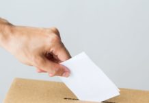 Ritiro tessera elettorale per i neo maggiorenni e variazione residenza