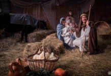 “Pace a te”. Torna lungofiume il Presepe Vivente