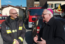 Monsignor Filippini visita i Vigili del Fuoco. “Ruolo fondamentale”