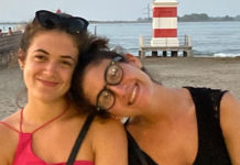 Generazioni al voto. La signora Graziella con Ilaria e Sara. “Voteremo mamma”