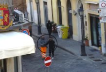 Smantellata banda di spacciatori marocchini. Tra gli acquirenti anche pesciatini