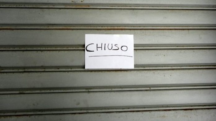 Chiusura saracinesca-2