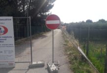 Ponte del Marchi, cantiere fermo? Vandali in azione. La consegna tra meno di un anno