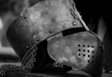 Il Palio va in città. Vota la vetrina nel Medioevo