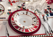 Natale, trasforma la tavola con la collezione Schiaccianoci di Brandani