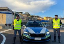 VAGAVA IN AUTOSTRADA A11. ANZIANO disorientato salvato dalla Polizia di Stato