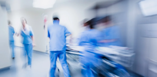 FETORE AL PRONTO SOCCORSO. Si rompe una finestra e la Direzione decide la chiusura degli infissi