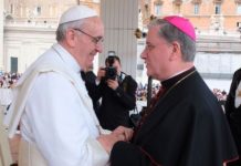 “Con animo colmo di dolore…”. Vescovo Tardelli piange la morte di Papa Francesco. Veglia di preghiera