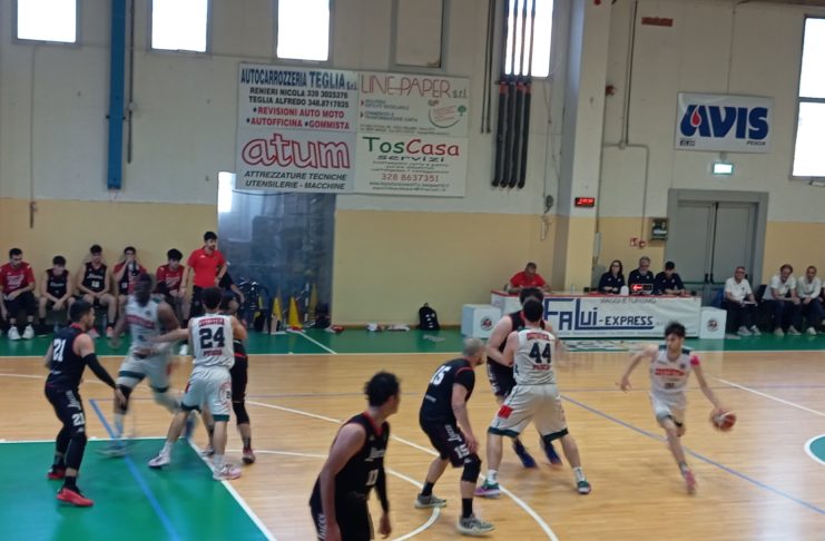 Si ferma la Cestistica tra le mura amiche e l’Invictus sorride