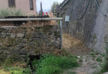 LIQUAMI E FETORE A PONTE ALL’ABATE. “Non è di nostra competenza”. Le foto