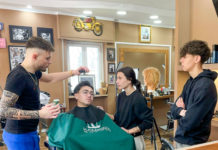 SCUOLA GRATUITA DI ACCONCIATURA. Scegli una formazione professionale riconosciuta e alternativa alla scuola superiore