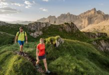 AUTUNNO A PLAN DE CORONES. Boschi dorati, aria limpida di montagna…