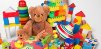 C’ERA UNA VOLTA UN GIOCATTOLO. Mercatino al Parco giochi Il sorriso di Elisabetta