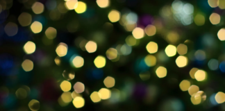 NATALE, a Pescia si accende il centro storico