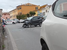 TAMPONAMENTO IN VIA FRANCESCA. Tanta paura, feriti lievi, auto distrutte