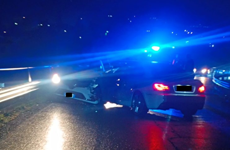 FRONTALE TRA DUE AUTO. 23enne al pronto soccorso in codice giallo