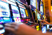 MINORENNI SORPRESI in una sala scommesse. Sospesa la licenza