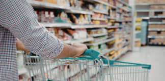 IL BIELORUSSO ci riprova. In escandescenza, fermato in un supermercato