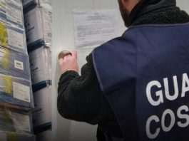 SCARSE CONDIZIONI IGIENICHE. Sequestrate 20 tonnellate di gamberi, gronchi e acciughe