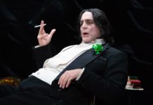 DANIELE PECCI, popolare volto del cinema, venerdì al Pacini