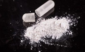 COCAINA E HASHISH. Polizia arresta due extracomunitari