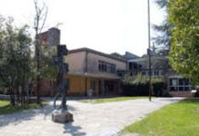 TENTATO FURTO A SCUOLA. I ladri si accontentano di un paio di scarpe