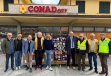LIONS CLUB PESCIA e Conad City di Chiesanuova unite per la distribuzione di alimenti