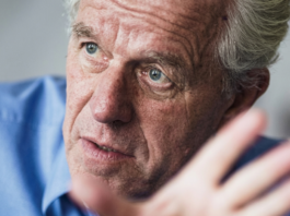 HANS KOLLHOFF E’ PESCIATINO. Architetto protagonista della Berlino post Muro