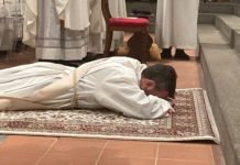 LA CHIESA DI PESCIA abbraccia don Francesco Matteoni. In tantissimi per l’Ordinazione Presbiterale