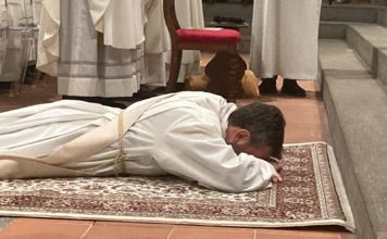 LA CHIESA DI PESCIA abbraccia don Francesco Matteoni. In tantissimi per l’Ordinazione Presbiterale