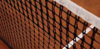 CAMPI DA TENNIS, LAVORI DA SOSTENERE. Mancano i soldi, impossibile fare una nuova convenzione