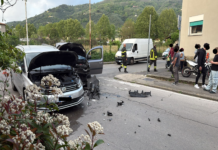 SCONTRO TRA DUE AUTO. Paura in via Galeotti. Un uomo al pronto soccorso