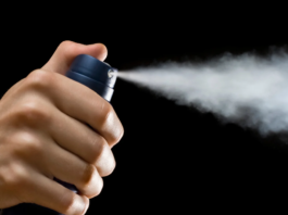 SORPRESI A RUBARE DA CASSONETTO DELLA CARITAS. Due marocchini prendono a botte un uomo