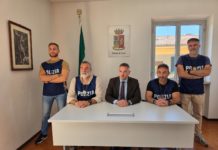 TENTATO OMICIDIO. AGENTI del Commissariato di Pescia arrestano due persone