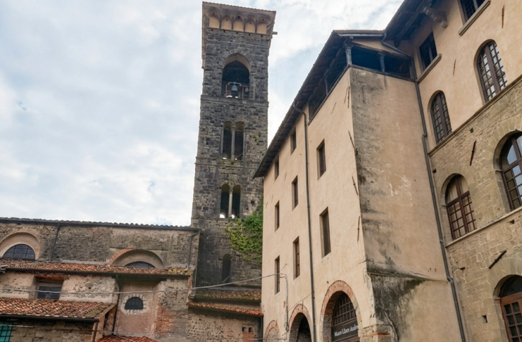 PARCHEGGI OCCUPATI, persone non integrate. Centro storico nel caos. “Regole e dignità”